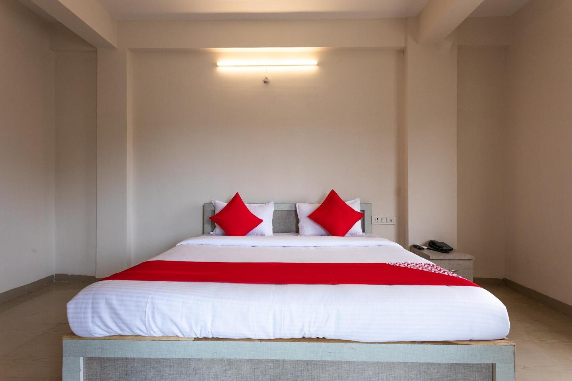 Hotel O Ocean Pearl Индор Екстериор снимка