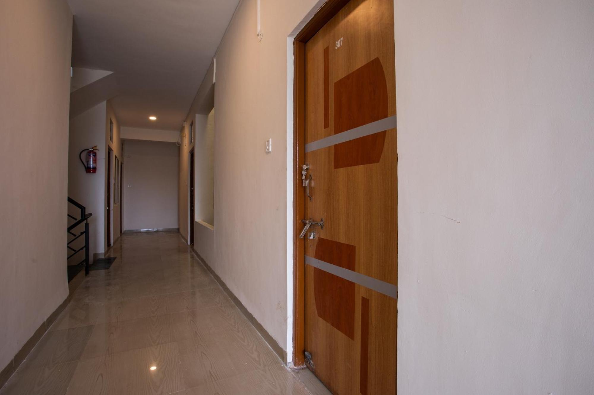 Hotel O Ocean Pearl Индор Екстериор снимка