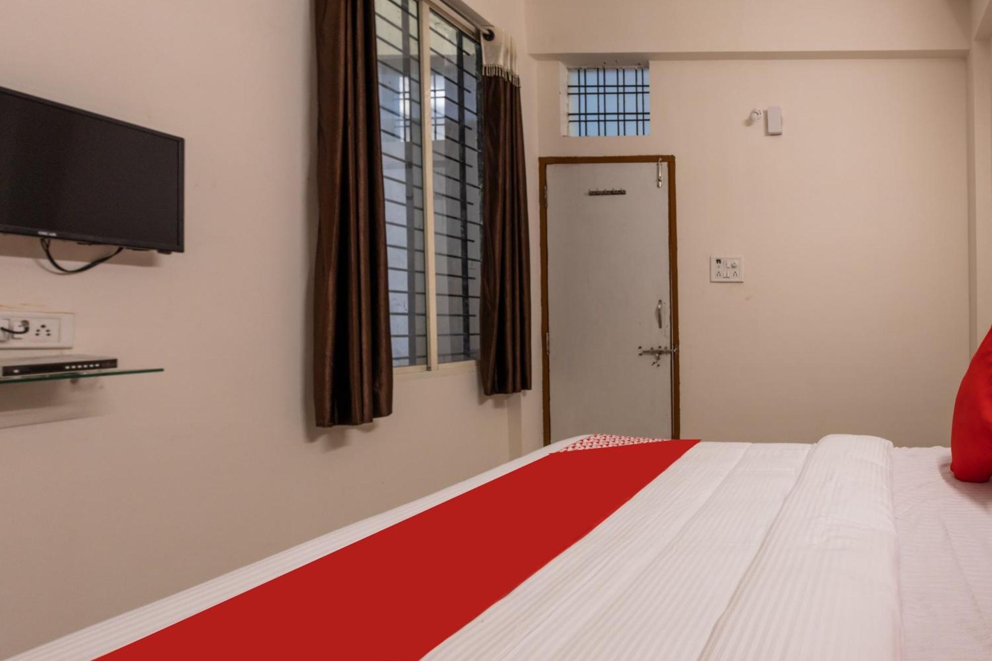 Hotel O Ocean Pearl Индор Екстериор снимка