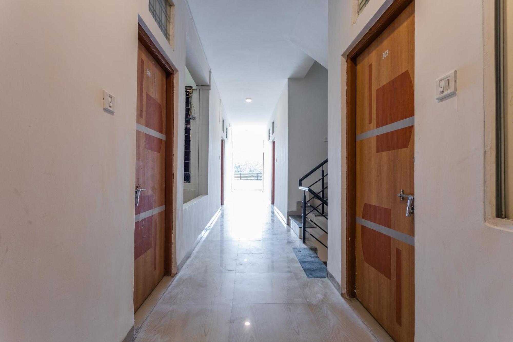 Hotel O Ocean Pearl Индор Екстериор снимка
